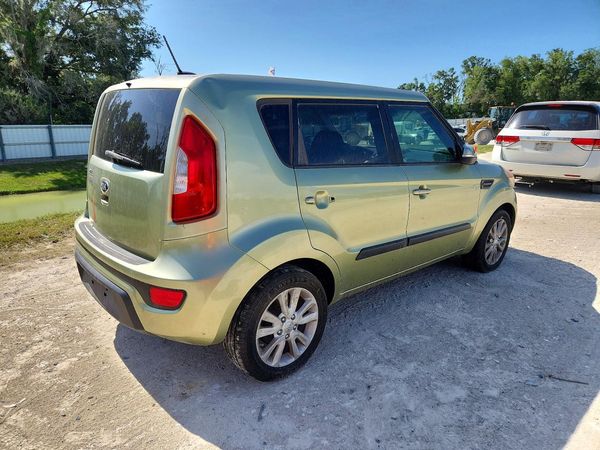2013 KIA SOUL