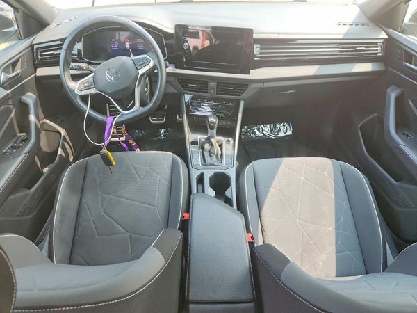 2025 VOLKSWAGEN JETTA