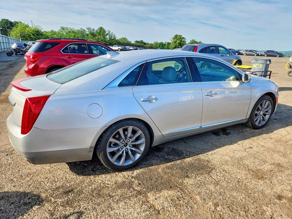 2016 CADILLAC XTS