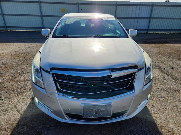 2016 CADILLAC XTS