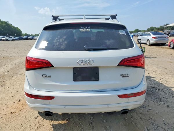 2017 AUDI Q5 quattro Premium