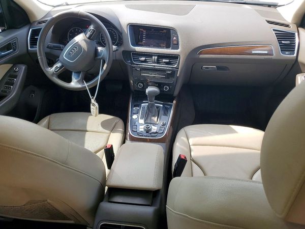 2017 AUDI Q5 quattro Premium