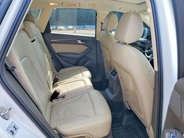 2017 AUDI Q5 quattro Premium