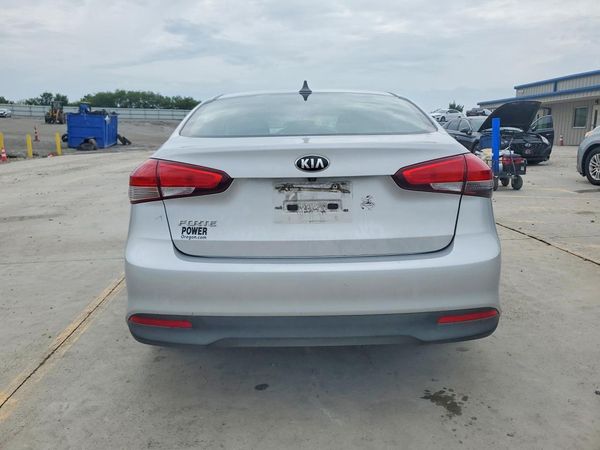 2017 KIA FORTE LX Popular, S