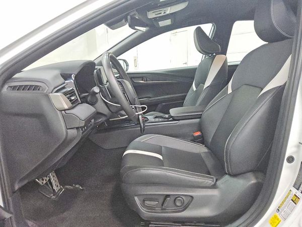 2025 TOYOTA CAMRY — DENT