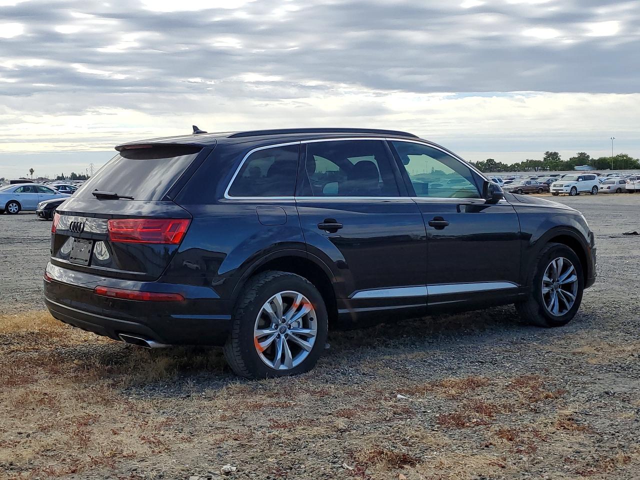2018 AUDI Q7 quattro Premium Plus