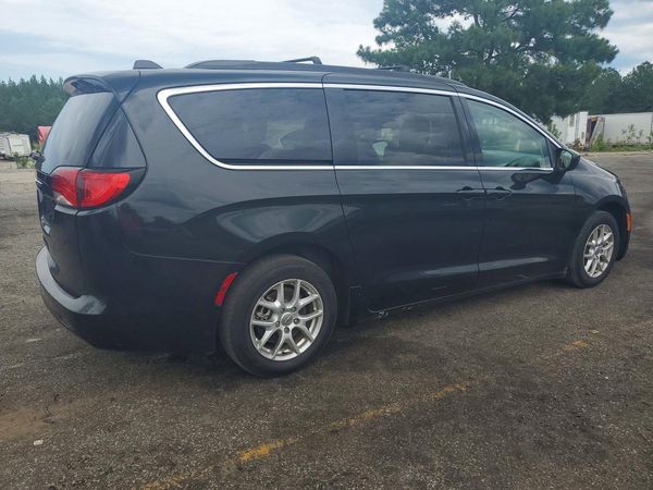 2020 CHRYSLER VOYAGER LXI