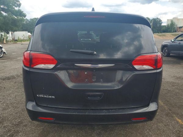 2020 CHRYSLER VOYAGER LXI