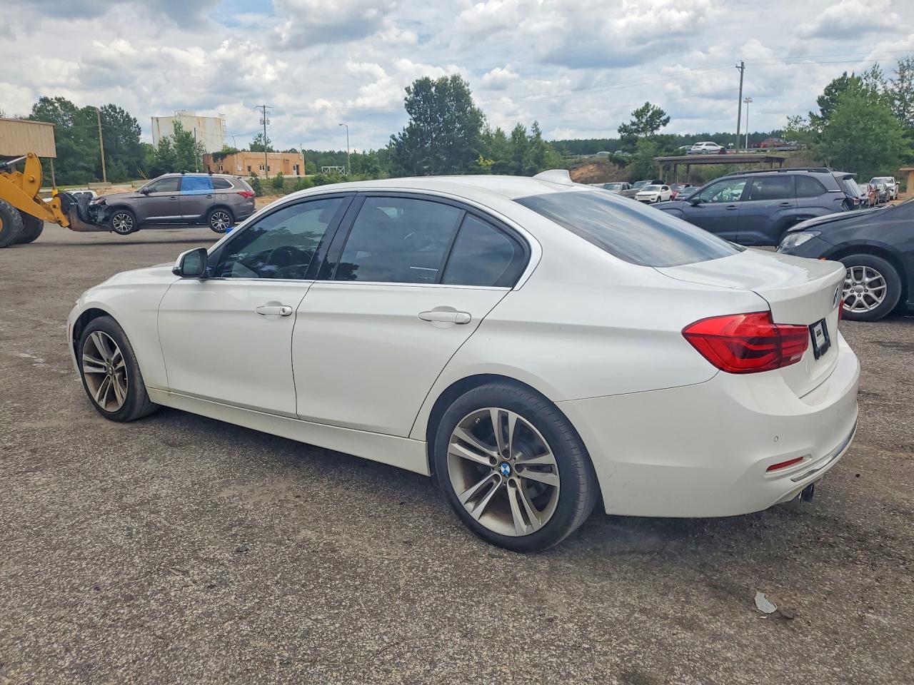 2017 BMW 330 SA