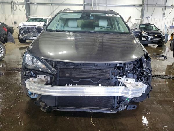 2021 CHRYSLER VOYAGER LXI