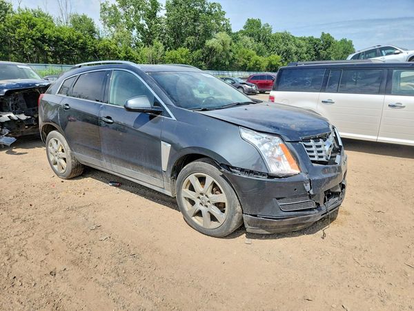 2016 CADILLAC SRX Luxury
