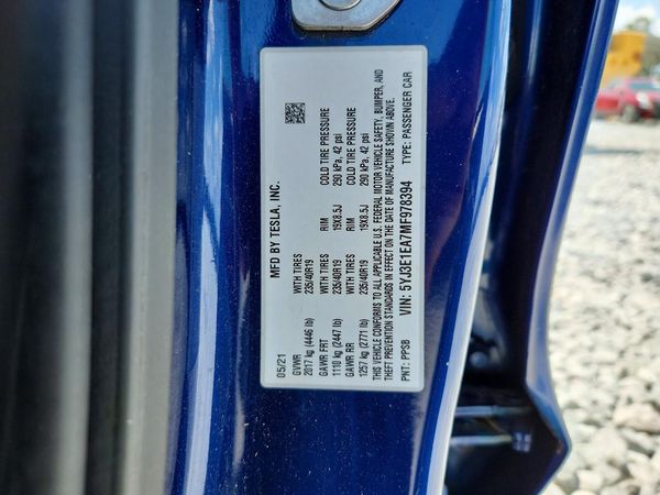 2021 TESLA MODEL 3