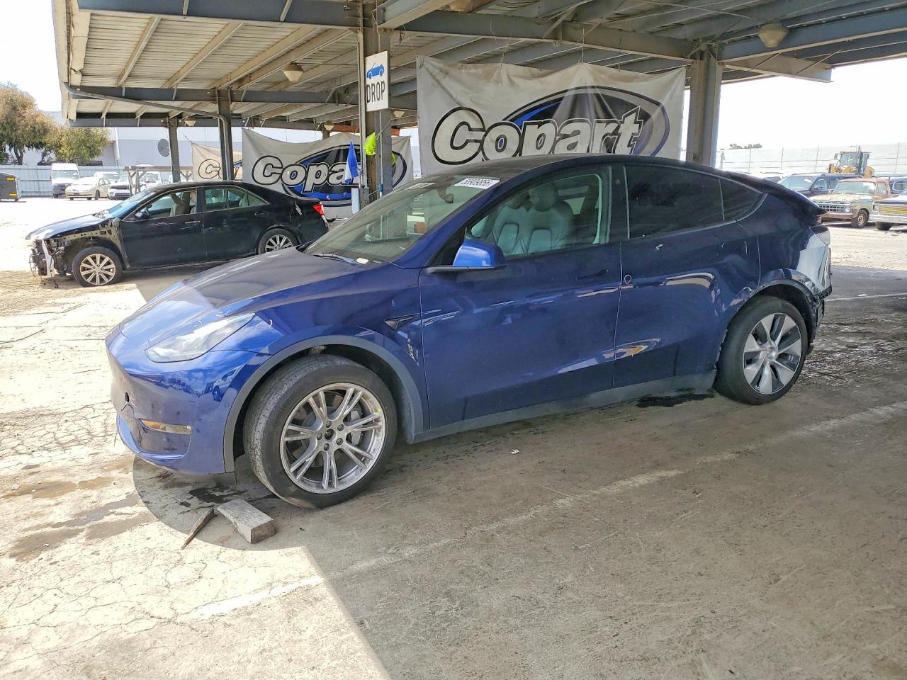 2022 TESLA MODEL Y