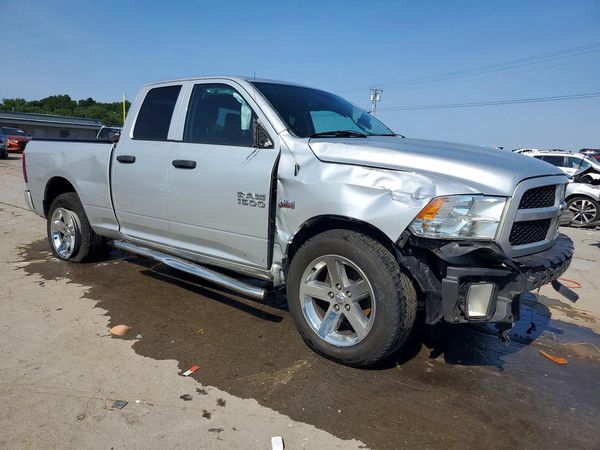 2015 RAM 1500 ST