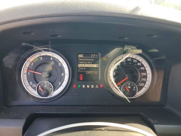 2015 RAM 1500 ST