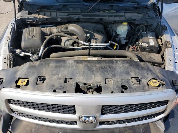 2015 RAM 1500 ST