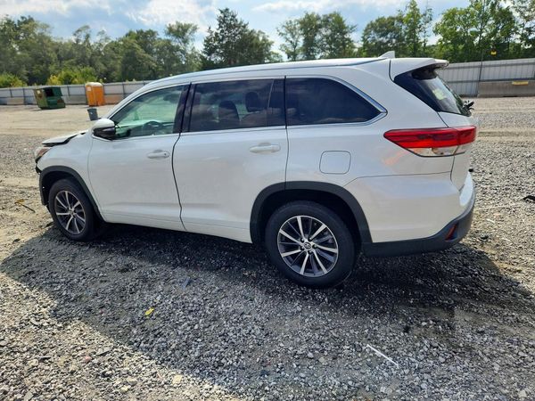 2018 TOYOTA HIGHLANDER SE/XLE