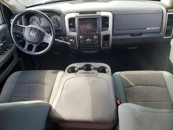 2019 RAM 1500 CLASSIC SLT