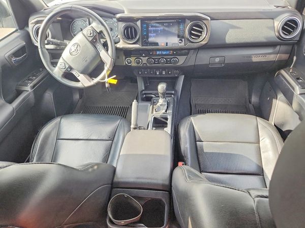 2019 TOYOTA TACOMA SR5