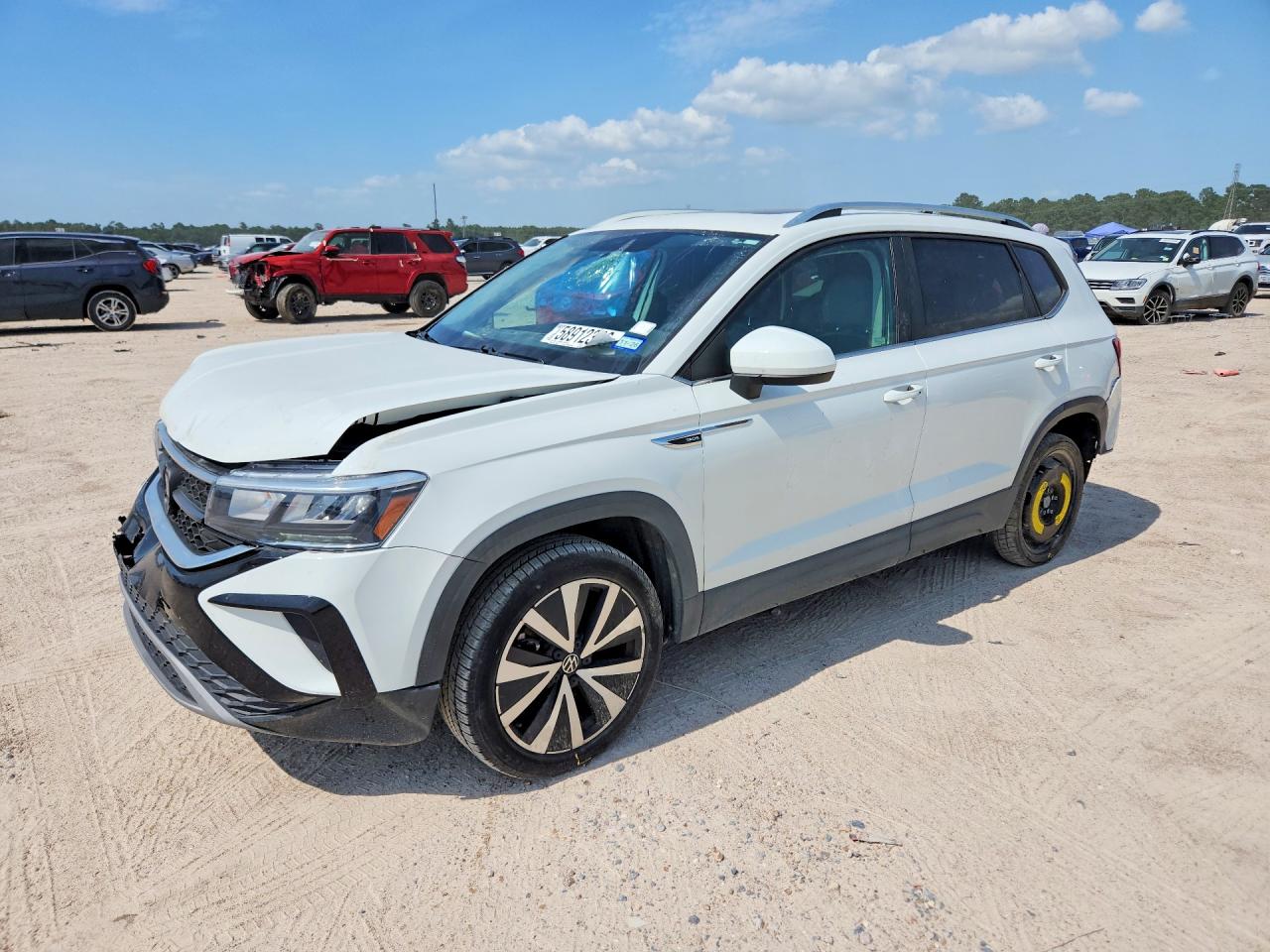 2022 VOLKSWAGEN TAOS