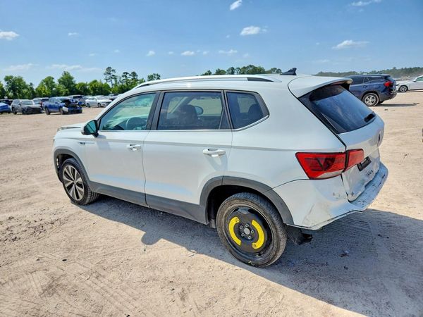 2022 VOLKSWAGEN TAOS
