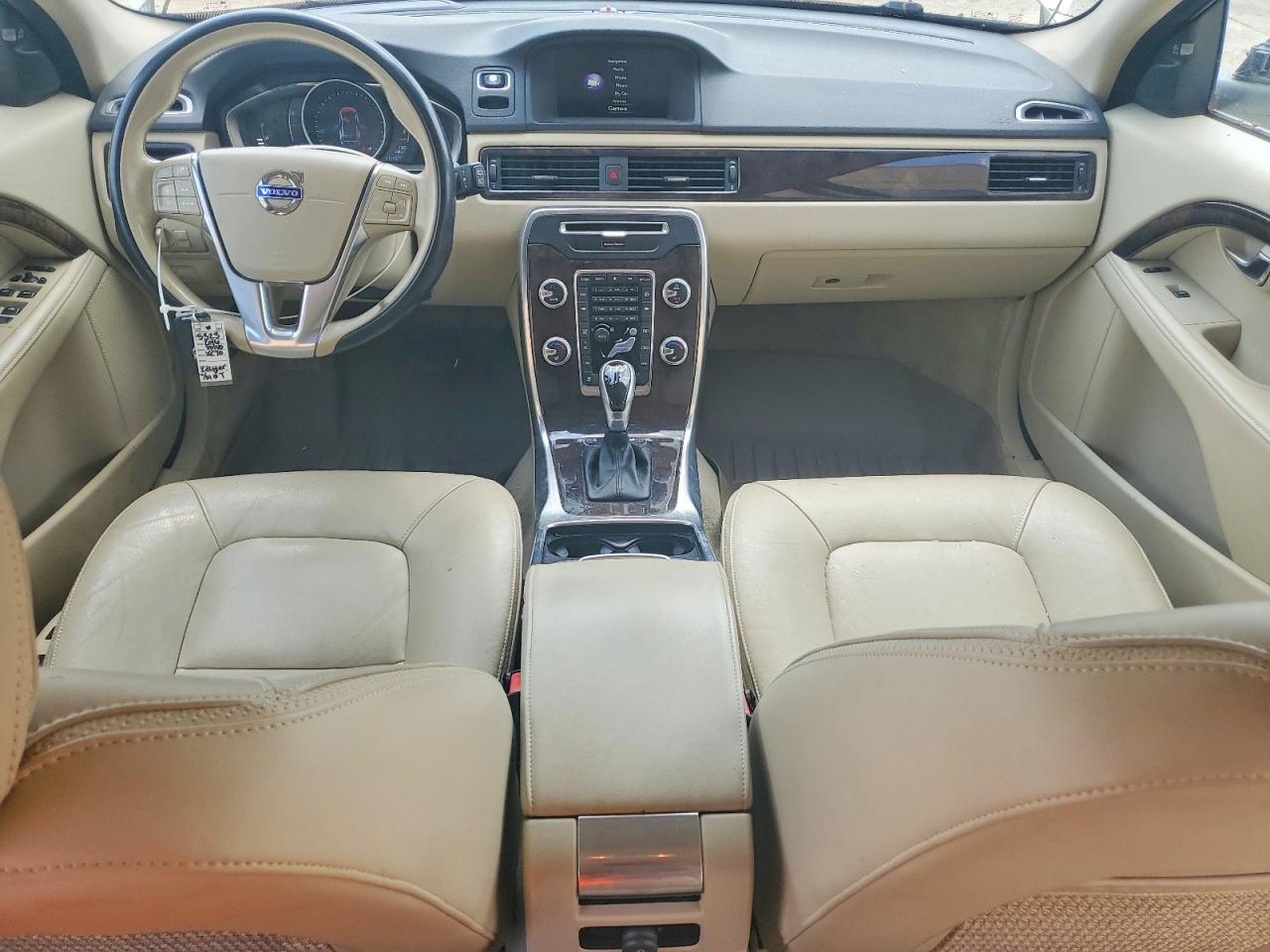 2016 VOLVO XC70 SV35 Platinum