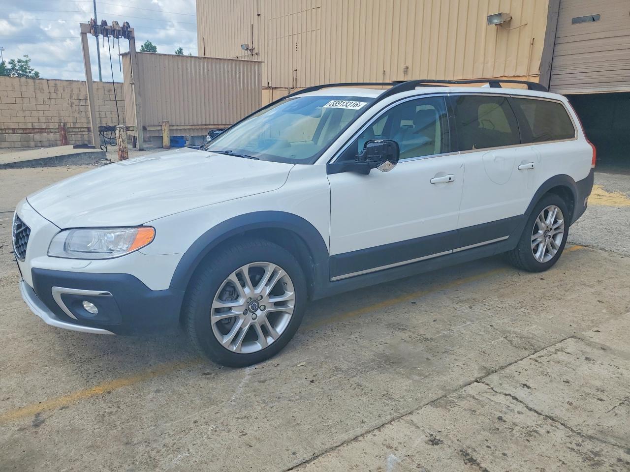 2016 VOLVO XC70 SV35 Platinum