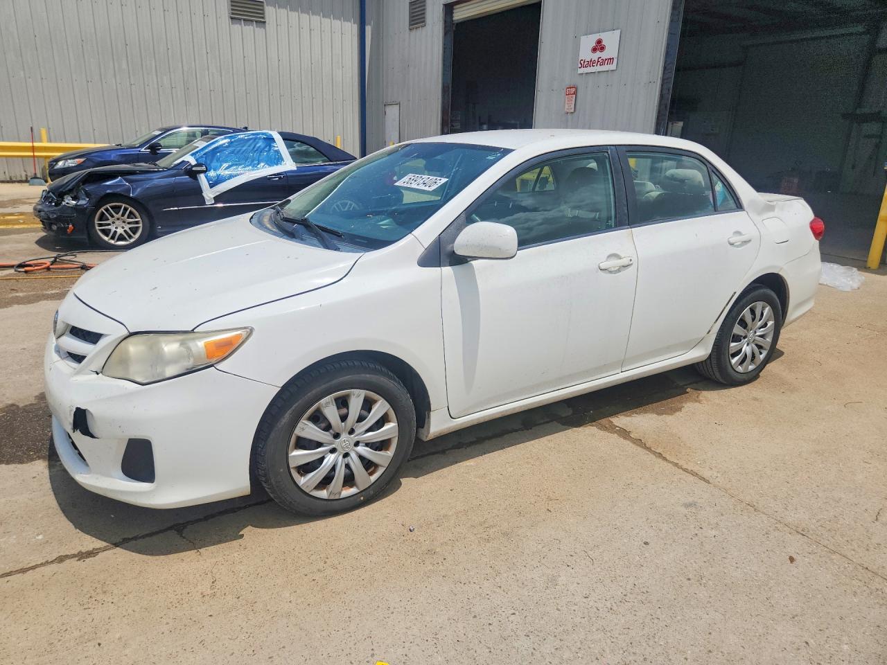 2012 TOYOTA COROLLA — Front 3/4