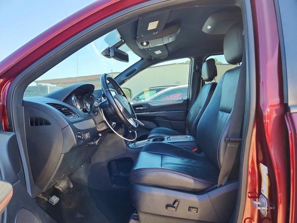 2019 DODGE GRAND CARAVAN GT