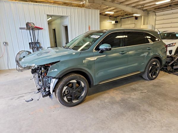 2025 KIA SORENTO