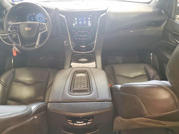 2016 CADILLAC ESCALADE Platinum