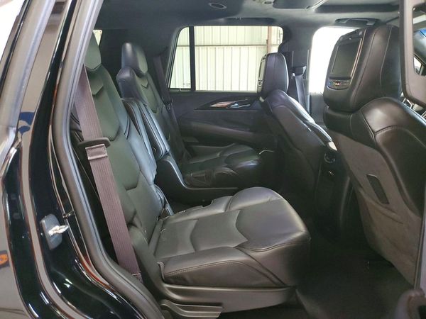 2016 CADILLAC ESCALADE Platinum