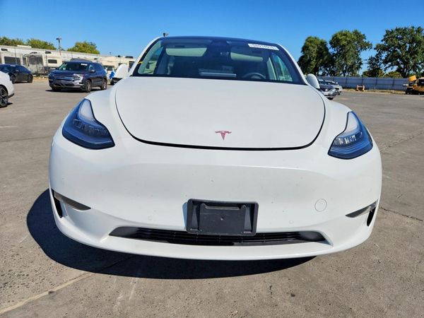 2020 TESLA MODEL Y