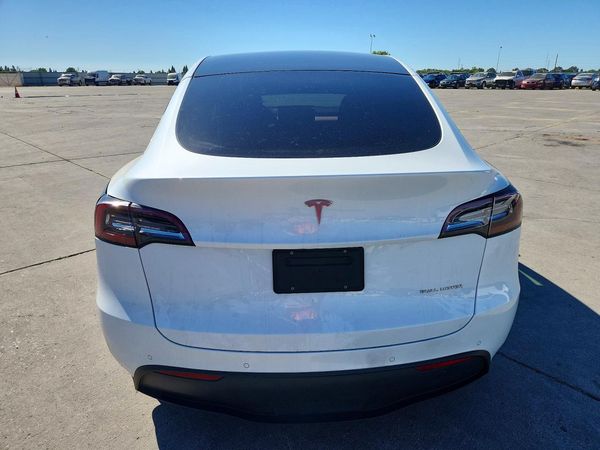 2020 TESLA MODEL Y