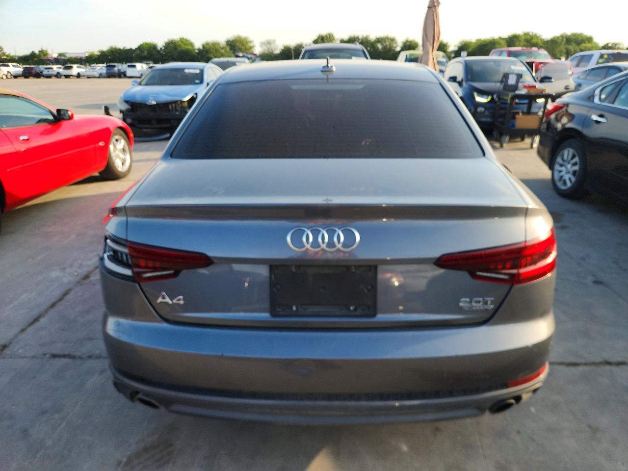 2018 AUDI A4 quattro Premium