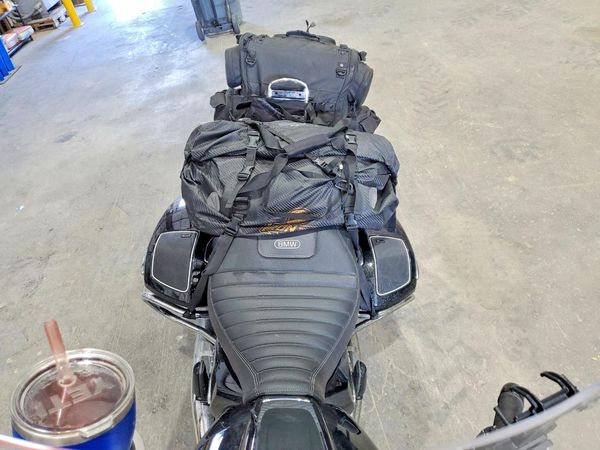 2022 BMW R18 B
