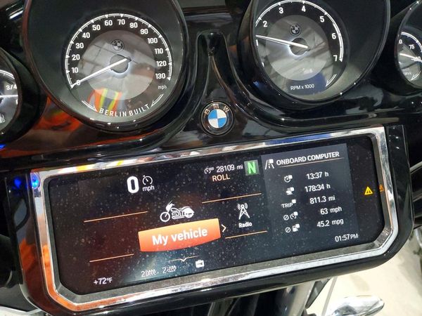 2022 BMW R18 B