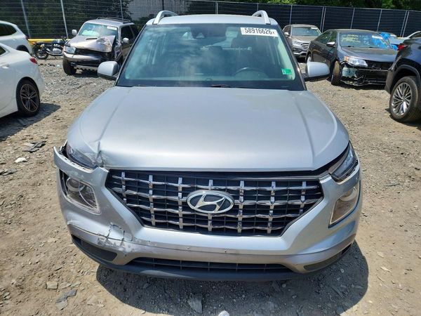 2021 HYUNDAI VENUE
