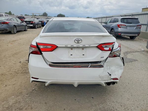 2018 TOYOTA CAMRY L/LE/SE/XLE — DIRR