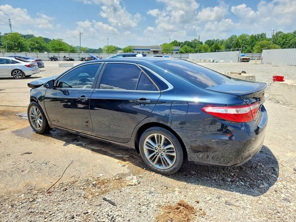 2015 TOYOTA CAMRY