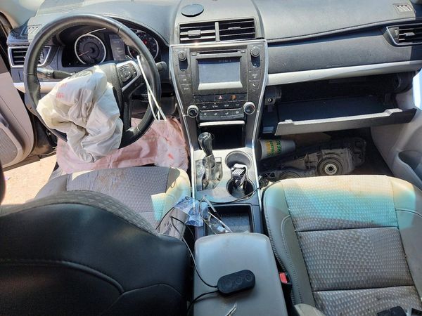 2015 TOYOTA CAMRY