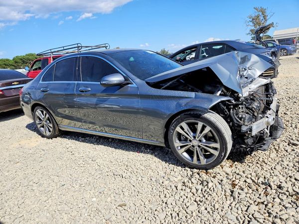 2017 MERCEDES-BENZ C C300