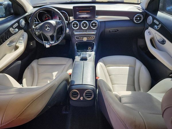 2017 MERCEDES-BENZ C C300