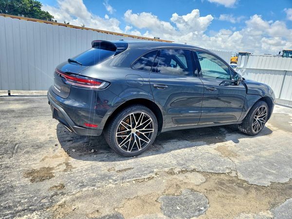 2026 PORSCHE MACAN Macan, Macan T