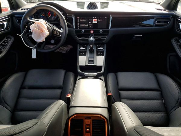 2026 PORSCHE MACAN Macan, Macan T
