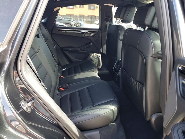 2026 PORSCHE MACAN Macan, Macan T