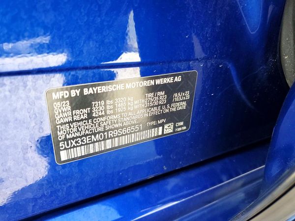 2024 BMW X7 M60i