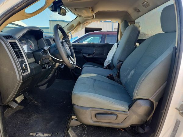 2019 RAM 1500 CLASSIC Tradesman, ST