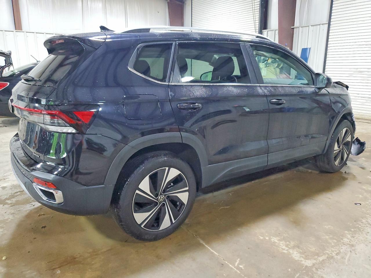 2025 VOLKSWAGEN TAOS 4Motion SE