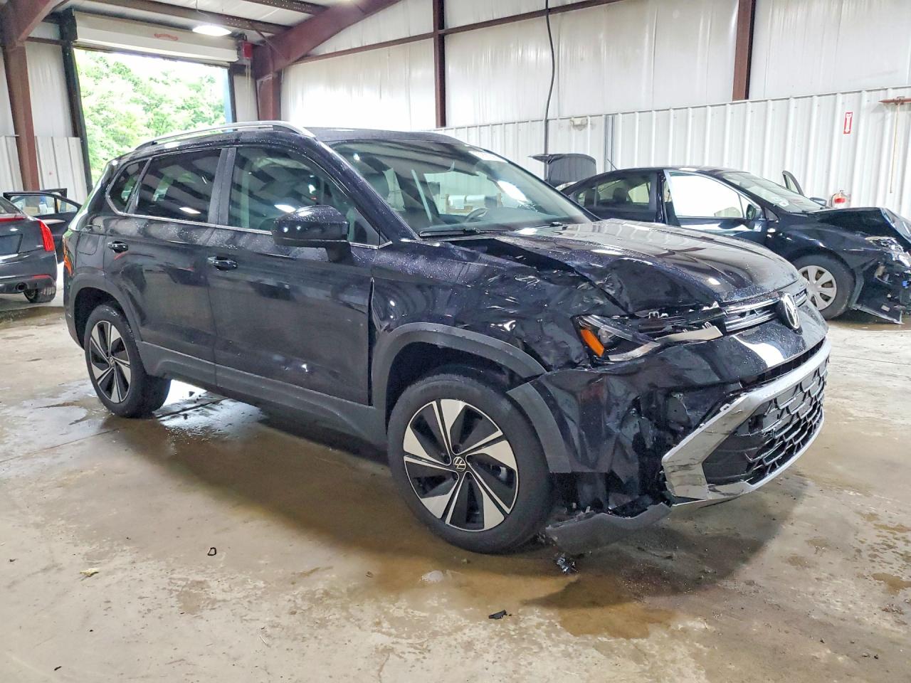 2025 VOLKSWAGEN TAOS 4Motion SE
